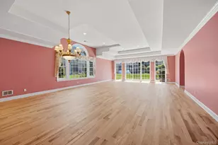 381 Altessa Blvd, Melville, NY 11747 - Photo 17