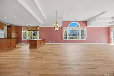381 Altessa Boulevard, Melville, NY 11747 - Photo 11