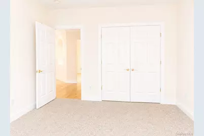 381 Altessa Boulevard, Melville, NY 11747 - Photo 21
