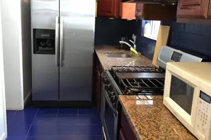 39-21 Janet Pl, Flushing, NY 11354 - Photo 3