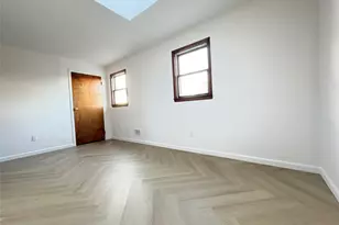73-08 Juniper Valley Rd, Middle Village, NY 11379 - Photo 7