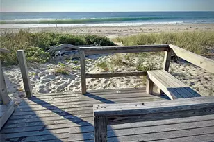 162 Dune Rd, Quogue, NY 11959 - Photo 19