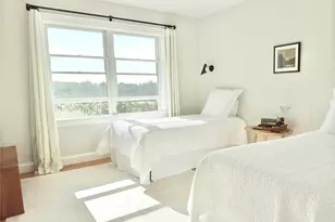 162 Dune Rd, Quogue, NY 11959 - Photo 15