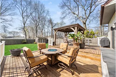 38 Aster Avenue, Holtsville, NY 11742 - Photo 29