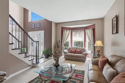 2657 Liberty Ridge, New Windsor, NY 12553 - Photo 5