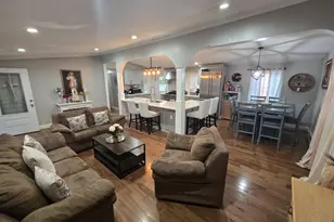 2 Ritter Ave, Amityville, NY 11701 - Photo 11