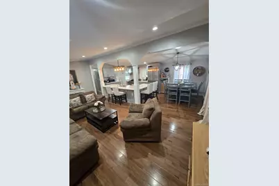 2 Ritter Avenue, Amityville, NY 11701 - Photo 13