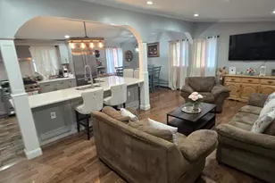 2 Ritter Ave, Amityville, NY 11701 - Photo 9