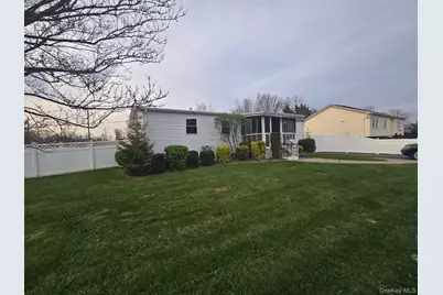 2 Ritter Avenue, Amityville, NY 11701 - Photo 3