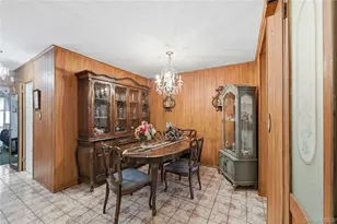 61-72 70th St, Middle Village, NY 11379 - Photo 17