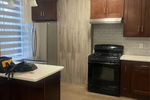 17-20 Menahan St, Ridgewood, NY 11385 - Photo 21