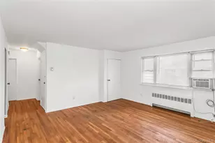60 E Carmans Rd, Farmingdale, NY 11735 - Photo 3
