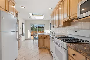 2 Starfire Ln, Williston Park, NY 11596 - Photo 15