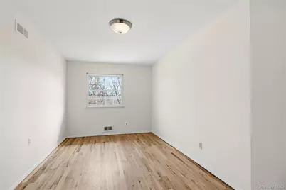 2 Starfire Lane, Williston Park, NY 11596 - Photo 29