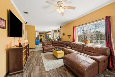 3 Shang Lee Drive, Manorville, NY 11949 - Photo 5