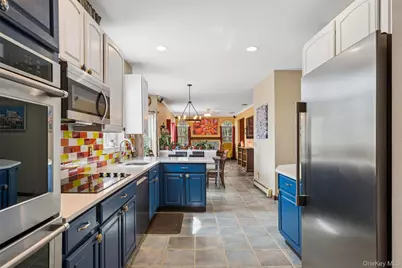 3 Shang Lee Drive, Manorville, NY 11949 - Photo 9