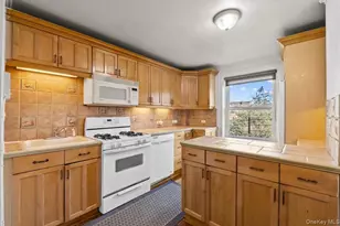 57-15 66th St, Maspeth, NY 11378 - Photo 5