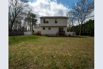 49 S Cozine Road, Center Moriches, NY 11934 - Photo 5