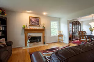 49 S Cozine Rd, Center Moriches, NY 11934 - Photo 7