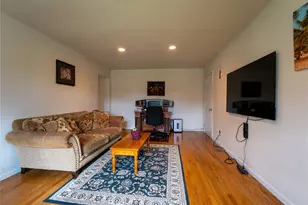 49 S Cozine Rd, Center Moriches, NY 11934 - Photo 11