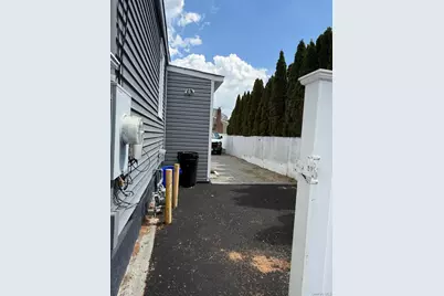 354 Beachview Street, Copiague, NY 11726 - Photo 5