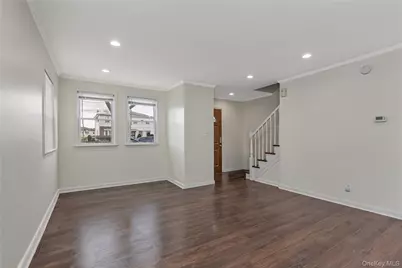 14670 Farmers Boulevard, Springfield Gardens, NY 11434 - Photo 7