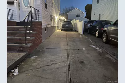 40 S 16th Street, New Hyde Park, NY 11040 - Photo 3