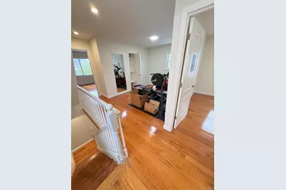 40 S 16th Street, New Hyde Park, NY 11040 - Photo 13