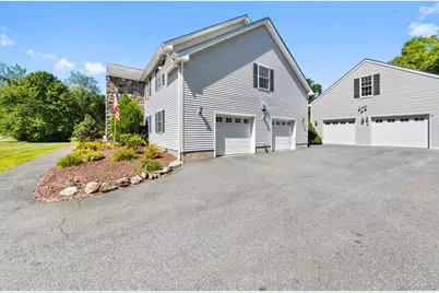 70 Oak Pond Lane, Mahopac, NY 10541 - Photo 21
