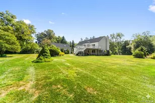 70 Oak Pond Ln, Mahopac, NY 10541 - Photo 27