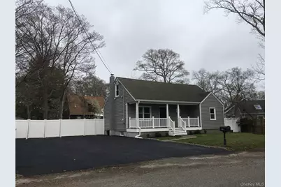 161 Magnolia Drive, Mastic Beach, NY 11951 - Photo 3