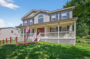 20 Bristol Cir, Rock Hill, NY 12775 - Photo 3