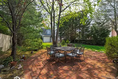 75 Lee Avenue, Rockville Centre, NY 11570 - Photo 19