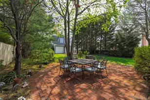 75 Lee Ave, Rockville Centre, NY 11570 - Photo 19