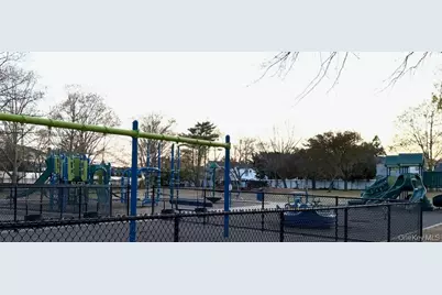 2897 Wynsum Avenue, Merrick, NY 11566 - Photo 29