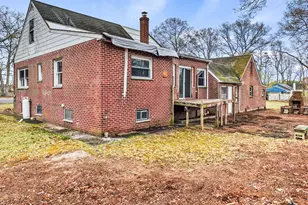 25 Revilo Ave, Shirley, NY 11967 - Photo 9