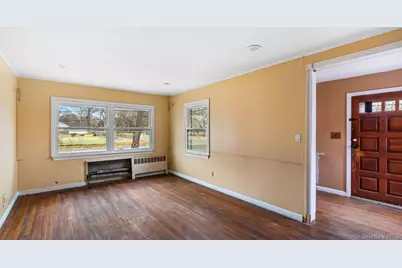 25 Revilo Avenue, Shirley, NY 11967 - Photo 19