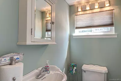 89 Cheltenham Road, West Babylon, NY 11704 - Photo 11