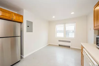504 Pelham Road #A6, New Rochelle, NY 10805 - Photo 9
