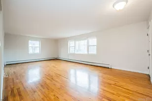 504 Pelham Rd, New Rochelle, NY 10805 - Photo 5