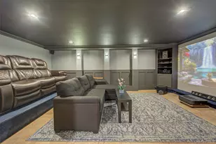 201-04 24th Rd, Bayside, NY 11360 - Photo 41