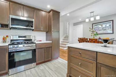 40 Sherwood Drive, Nanuet, NY 10954 - Photo 5