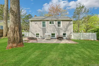 40 Sherwood Drive, Nanuet, NY 10954 - Photo 1