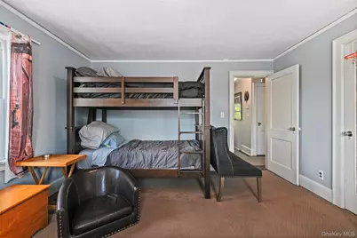 365 Old Mamaroneck Road, White Plains, NY 10605 - Photo 19