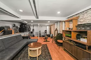 365 Old Mamaroneck Rd, White Plains, NY 10605 - Photo 25