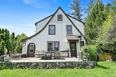 365 Old Mamaroneck Road, White Plains, NY 10605 - Photo 3