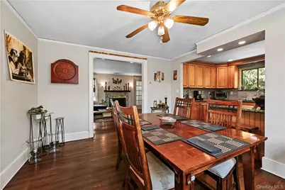 365 Old Mamaroneck Road, White Plains, NY 10605 - Photo 13
