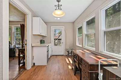 365 Old Mamaroneck Road, White Plains, NY 10605 - Photo 15