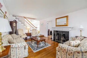 157 Windsor Ave, Rockville Centre, NY 11570 - Photo 3