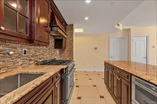 63-36 99th St, Rego Park, NY 11374 - Photo 9